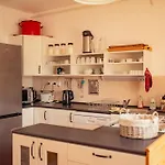 Bruderhaus 18 *