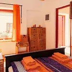 Bruderhaus 18 *