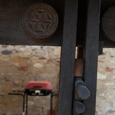 Bruderhaus 18 Vorosto