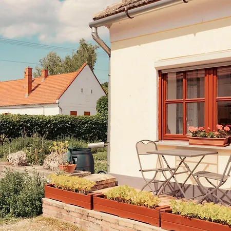 Bruderhaus 18 Vorosto