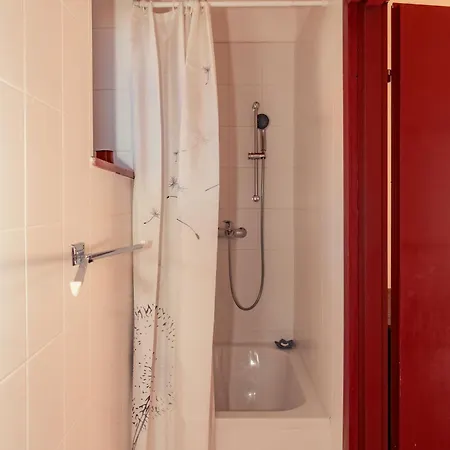 Bruderhaus 18 شقة *