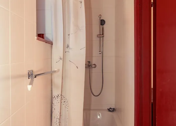 Bruderhaus 18 דירה *